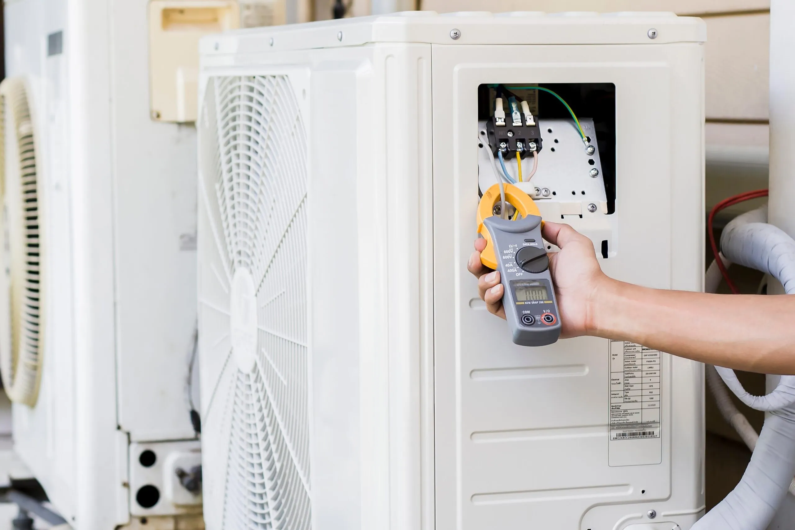 ac maintenance dubai 1.webp